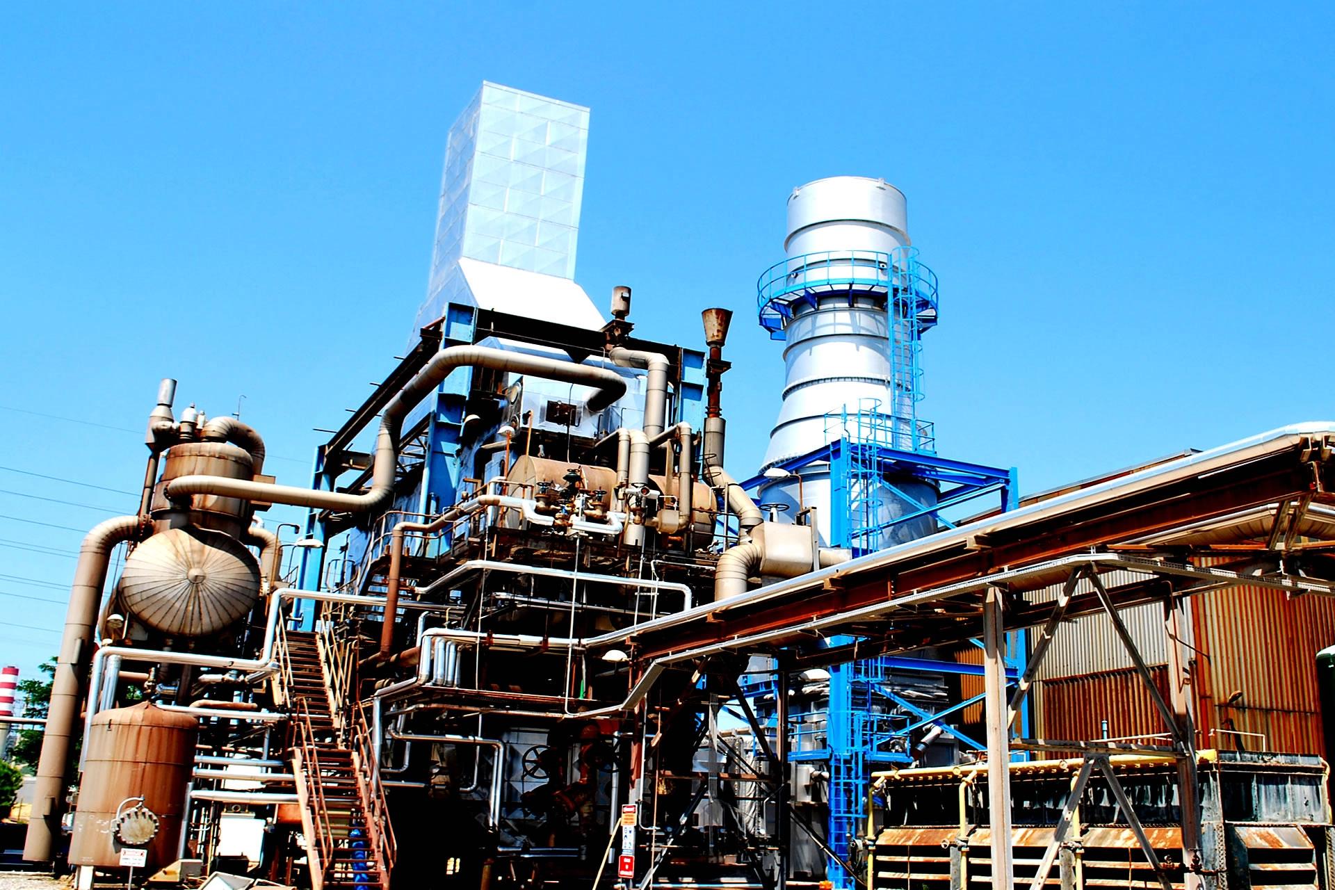 lubricating oil production plant